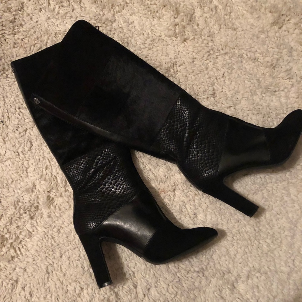 Super cute Anne Klein heeled boots!