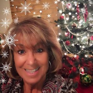 Meet your Posher, Carol