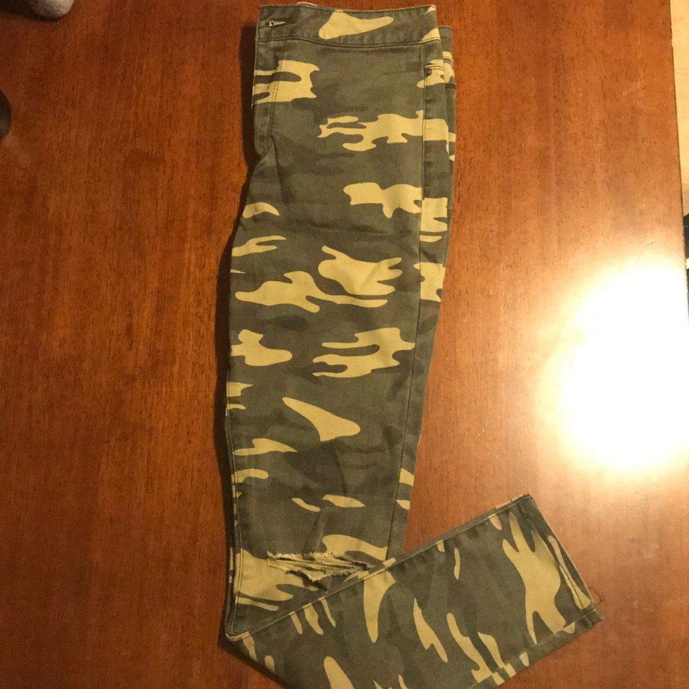 Forever 21 CAMO print