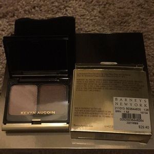 Gone! Kevyn aucoin eyeshadow duo, color 210