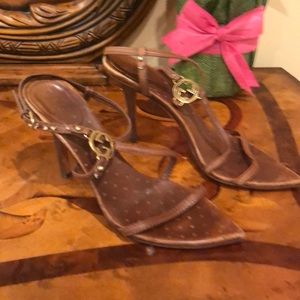 Gucci scrappy sandals