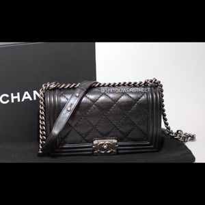Chanel Boy Bag in black calfskin, silver hardware