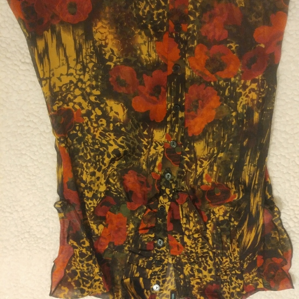 Floral blouse - Picture 3 of 3