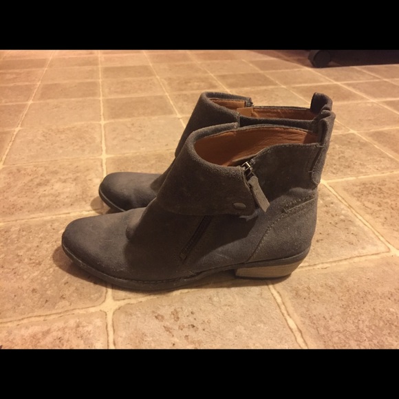 Grey suede Booties - Picture 2 of 5