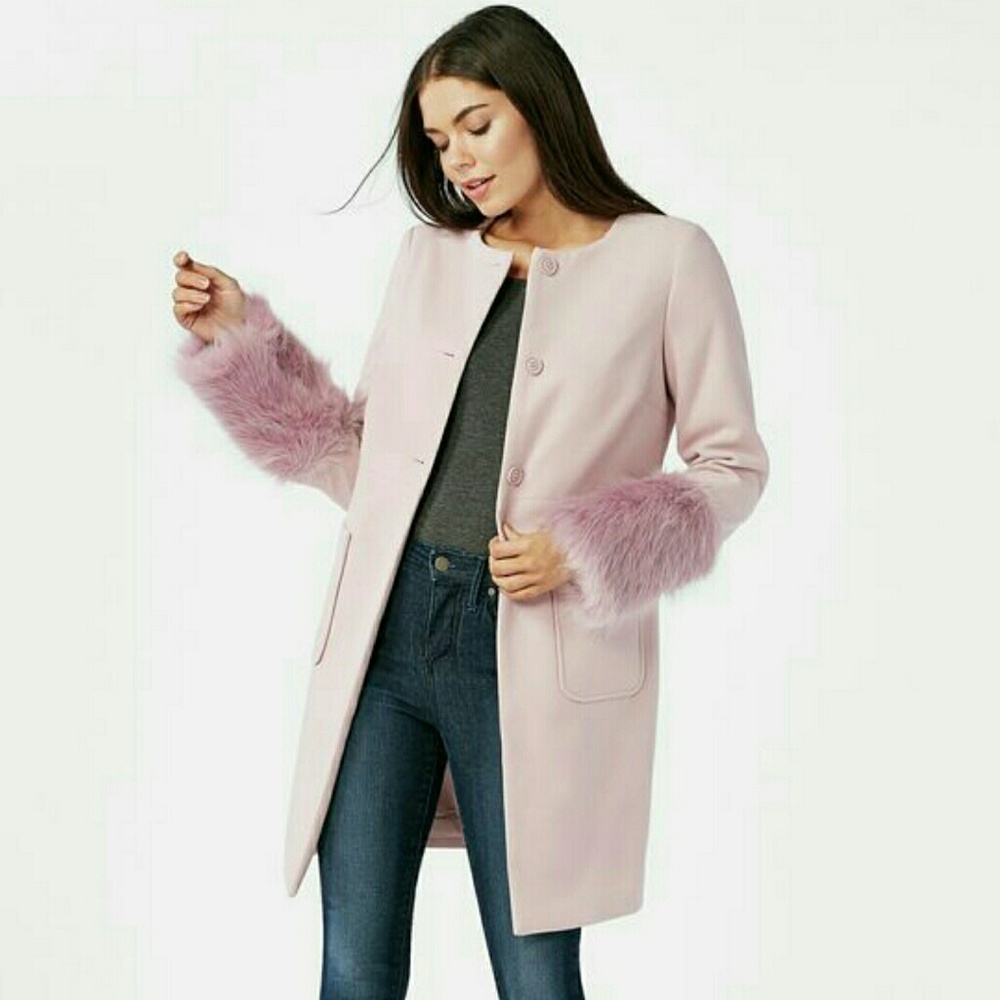 ***LAST ONE*** Lilac Coat Faux Fur Cuff NWT Medium - Picture 4 of 4