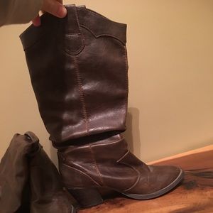 Brown boots