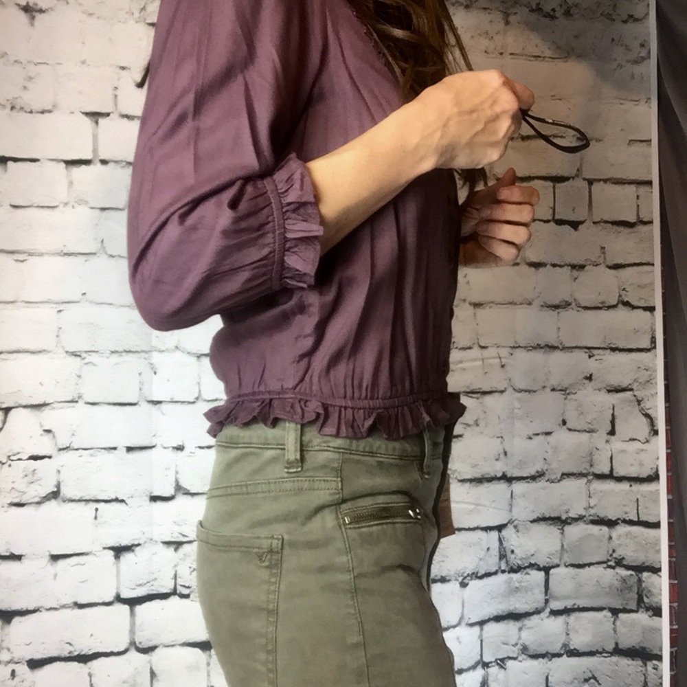 $$SOLD$$Urban outfitters kimchi Blue crop top M - Picture 4 of 8