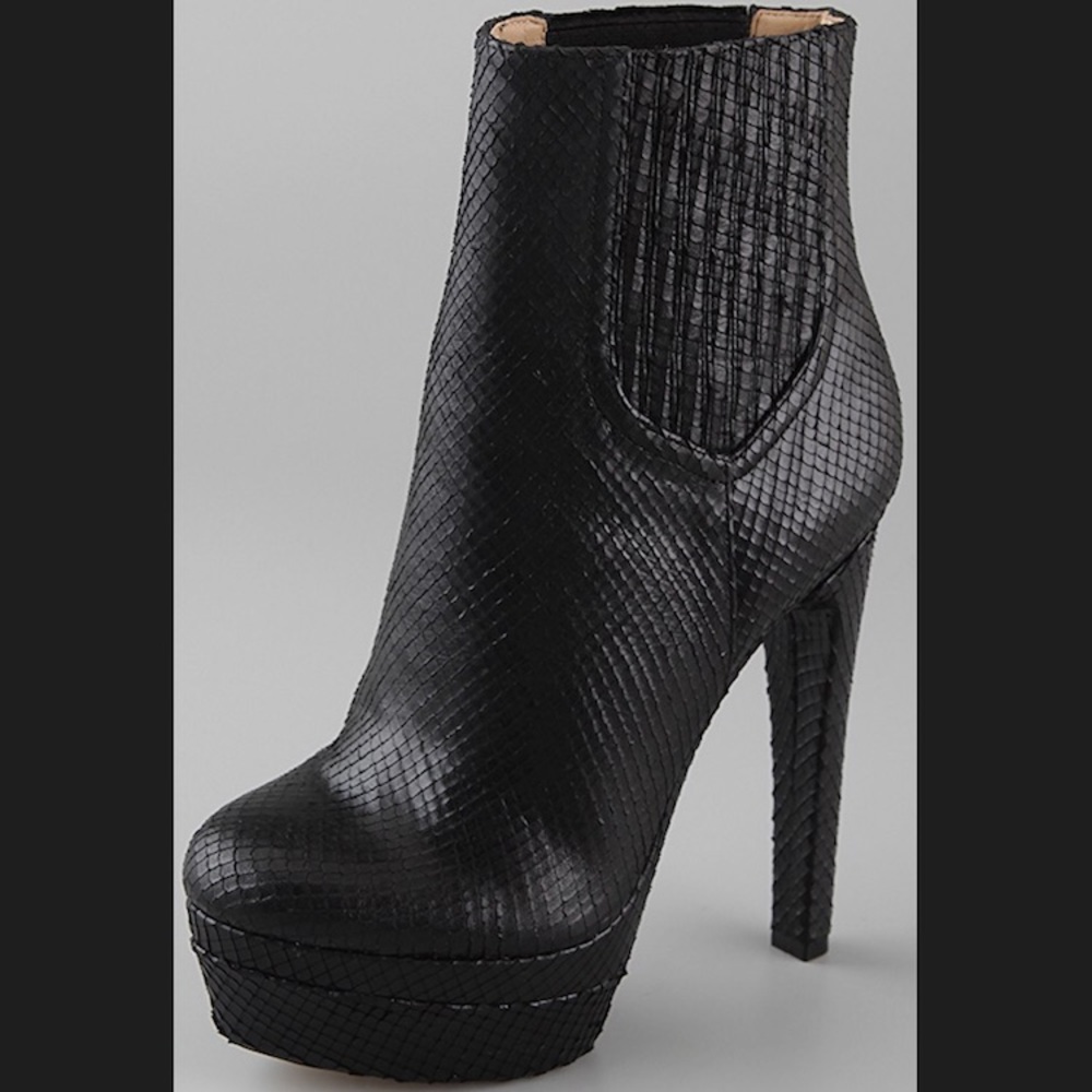 Brand new Rachel Zoe Leather Black Booties Size 7!