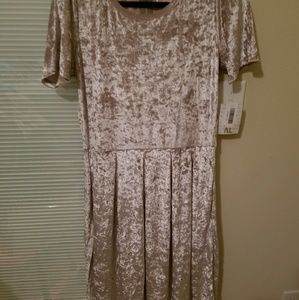Lularoe Elegant Amelia Crushed Velvet- NWT