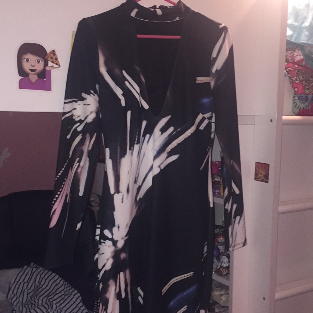 Bebe dress