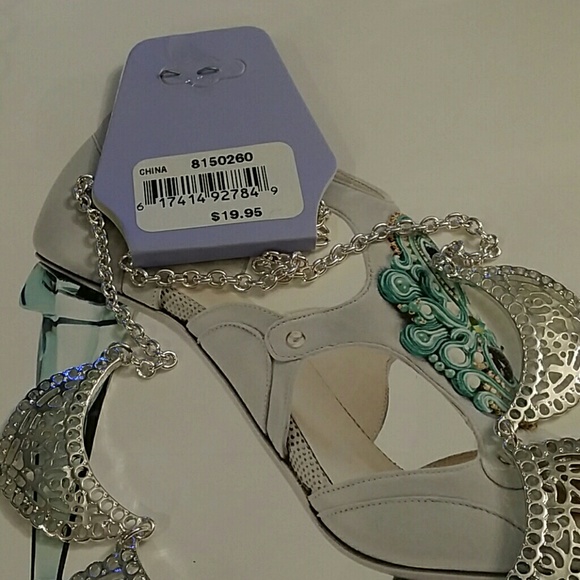 Periwinkle by Barlow Necklace New with tag - Picture 5 of 7
