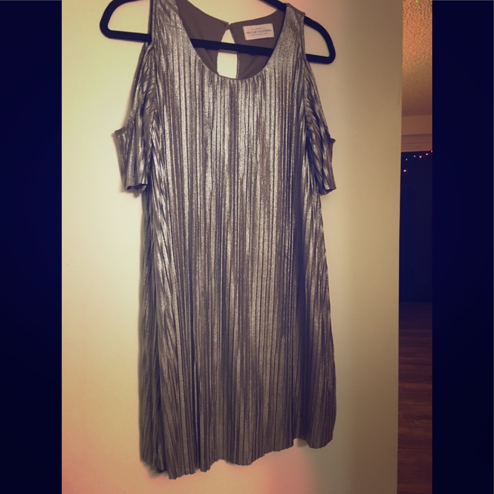 Perfect Gold dress for NYE!!