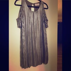 Perfect Gold dress for NYE!!