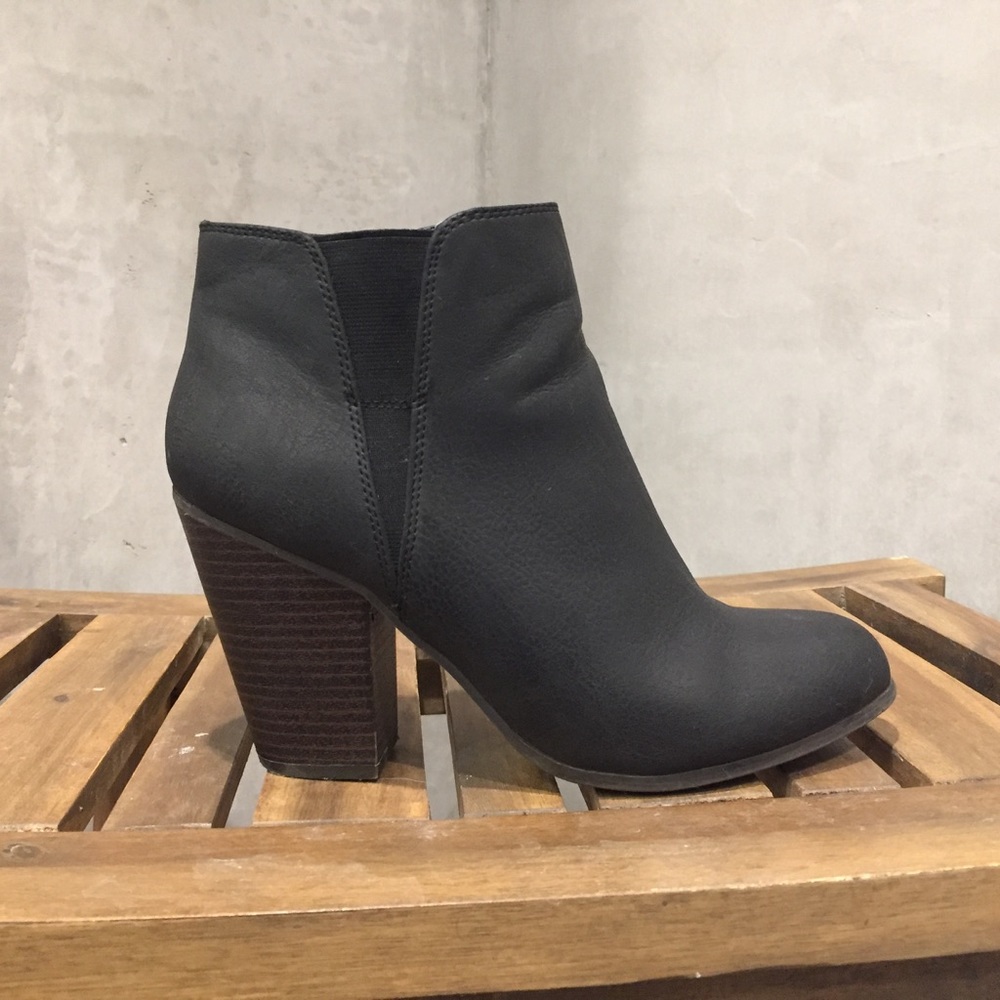 Black Faux Leather Ankle Block Heel Bootie