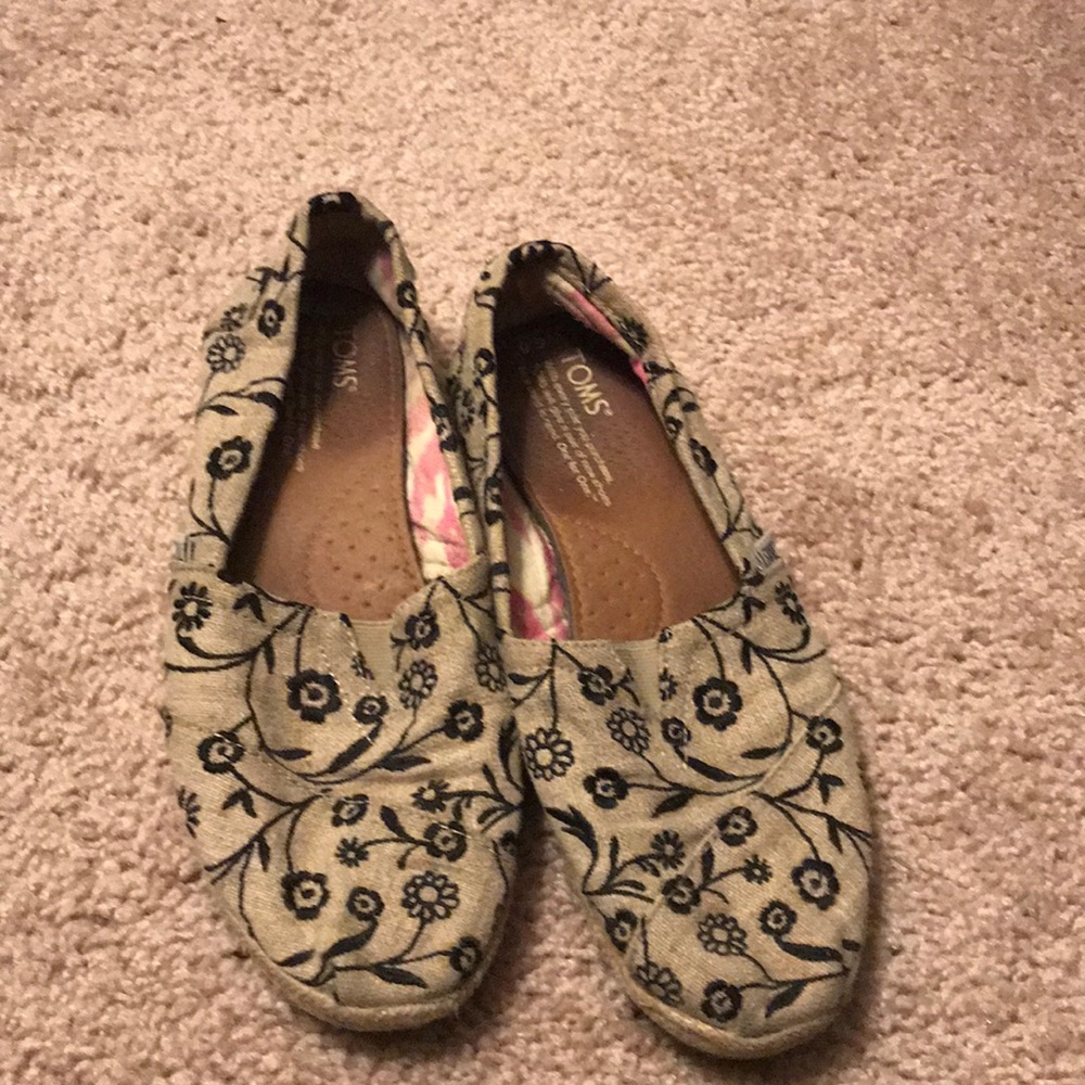 TOMS floral shoes