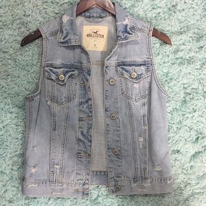 Jean Vest