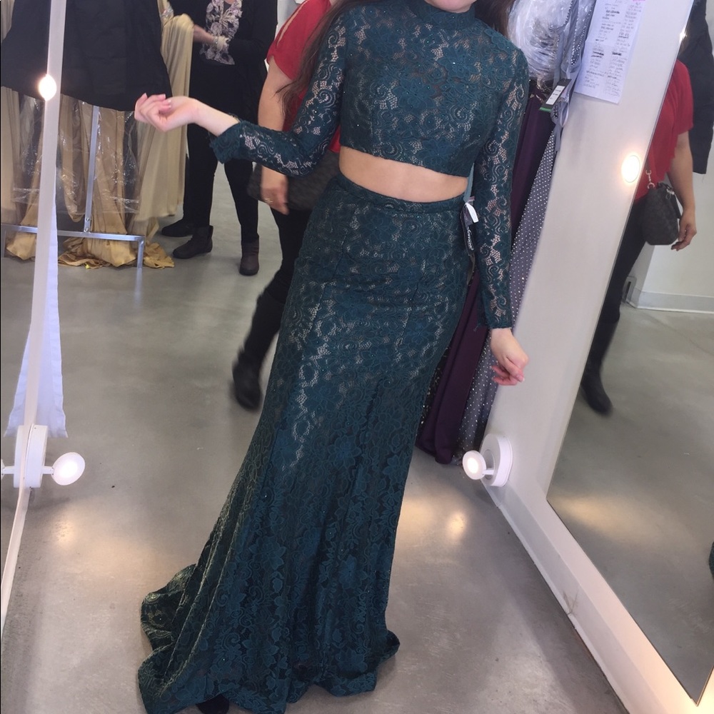 NEW Prom dress