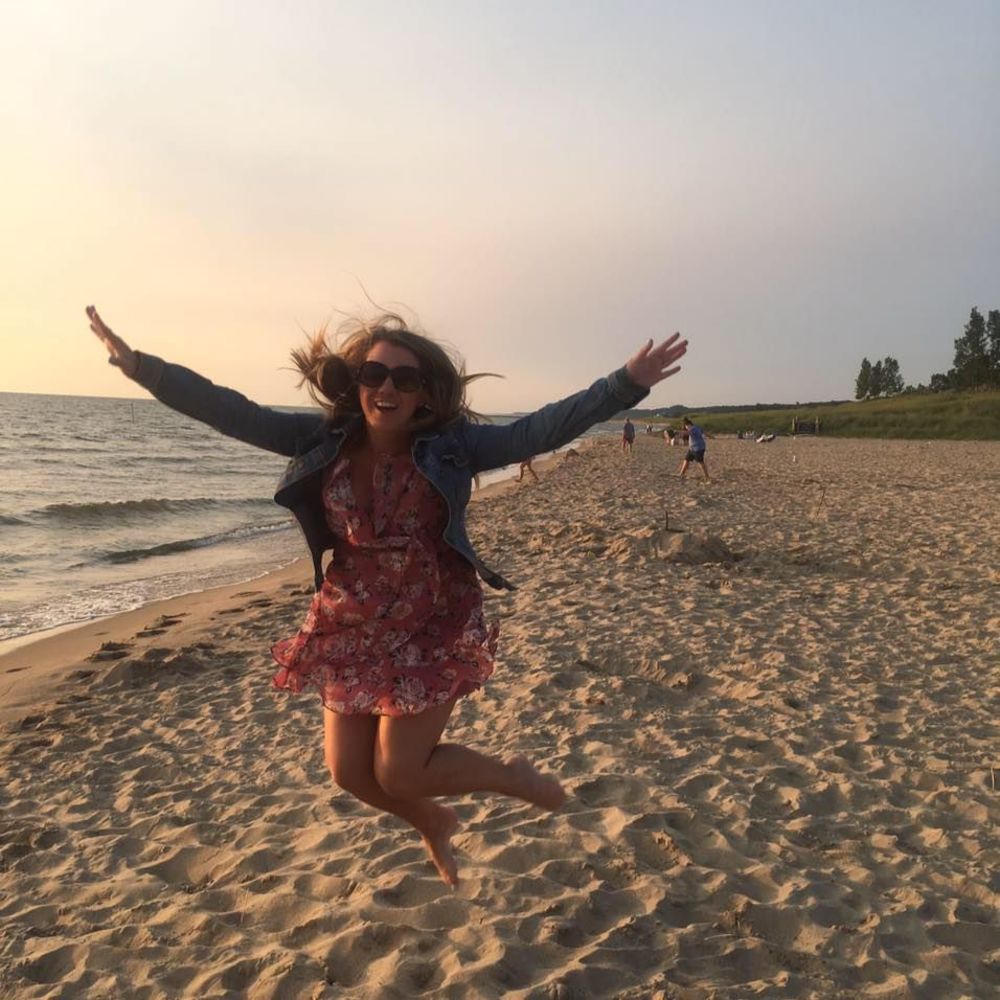 Meet your Posher, Whitney