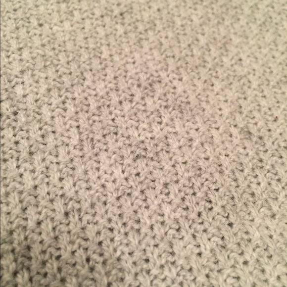 Gray Old Navy Sweater - Picture 5 of 8