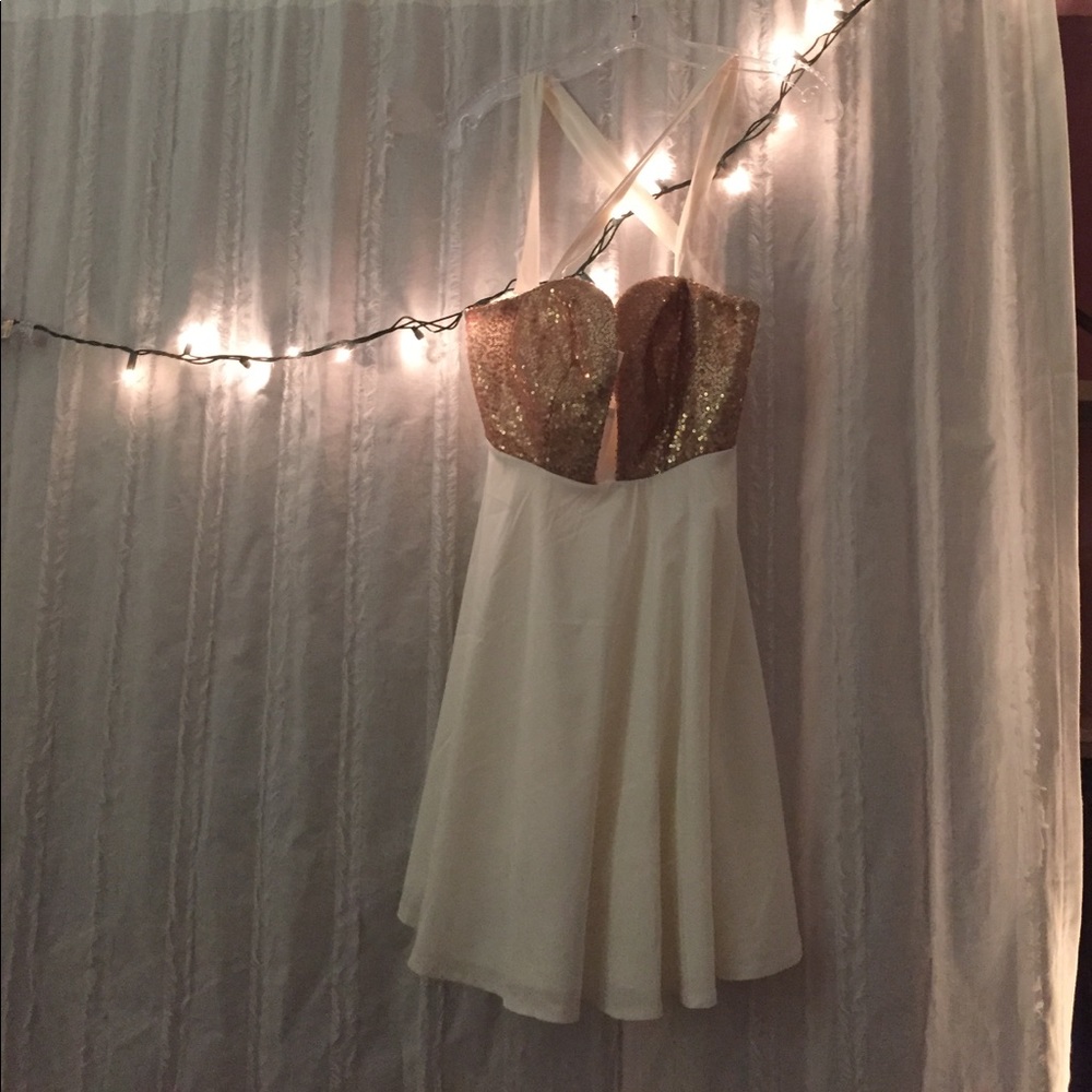 Sequin formal dress, never worn !!