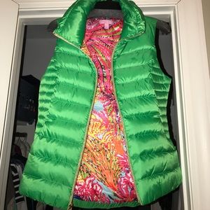 Lilly Pulitzer vest 😍😍😍