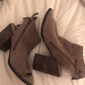 💫make offer 💫 dolce vita open toe booties