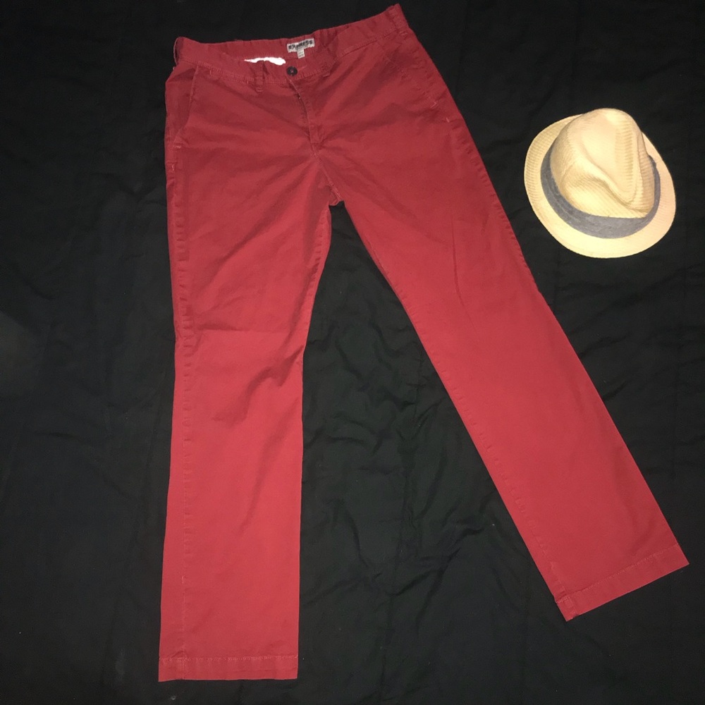 Express red men’s chinos Sz. 33