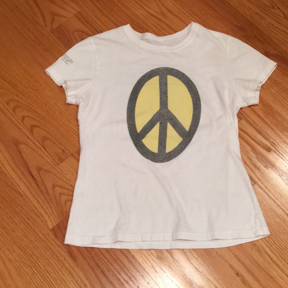 Peace sign t shirt