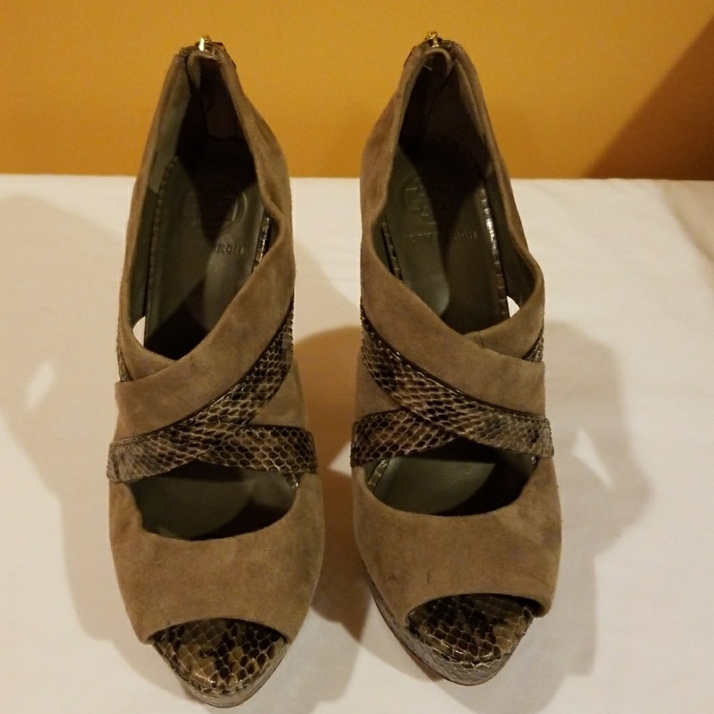Tory Burch Women's Shoes Size 9M
