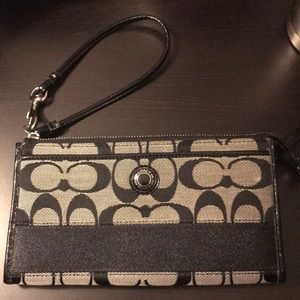 Coach wallet/wristlet