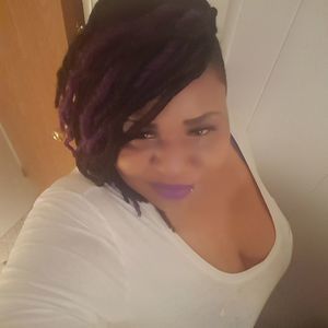 Meet your Posher, Sheena