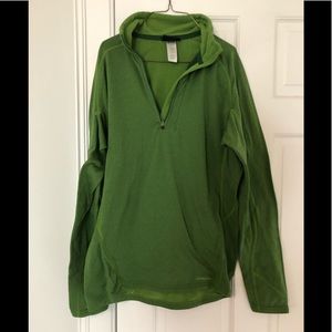 Green Patagonia 1/4zip pullover