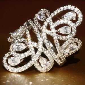 🆕 Sterling Silver cz cocktail ring.