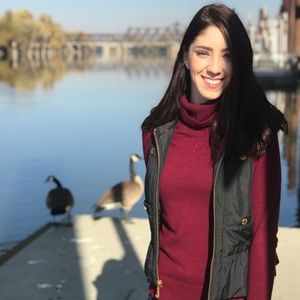 Meet your Posher, Natalie