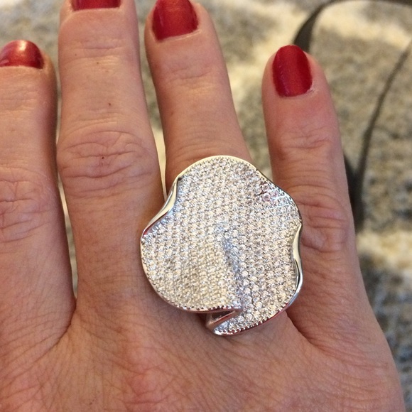 🆕 Sterling silver cz wave ring. - Picture 4 of 5