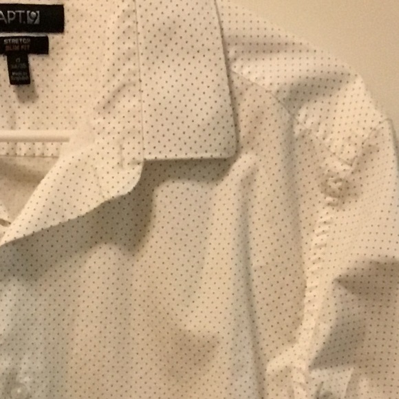 Men's APT. 9 Dress Shirt - Picture 2 of 3