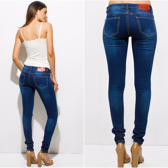 NEW Dark Washed Distressed Skinny Jeans - Picture 2 of 3