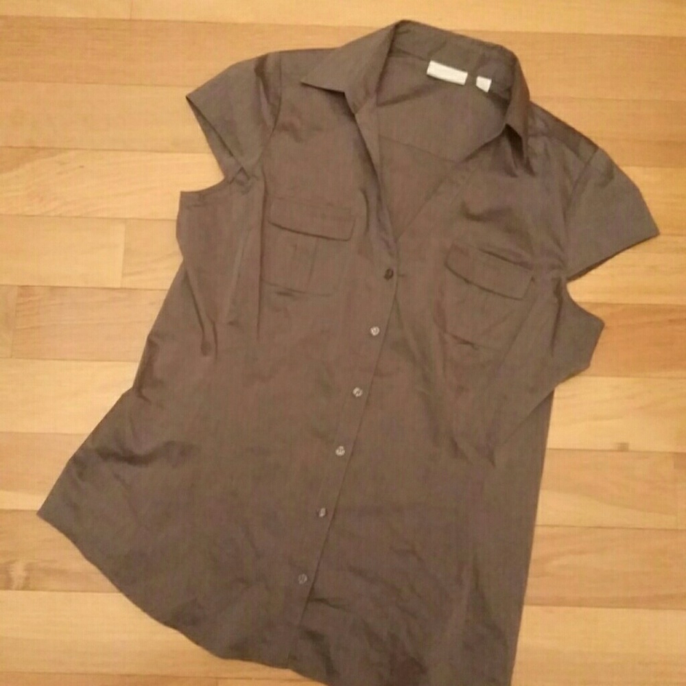 New York & Co. Button up Gray Silver Top Blouse