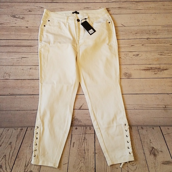 NWT 6th & Lane White Lace Up Skinny Jeans - Picture 2 of 8
