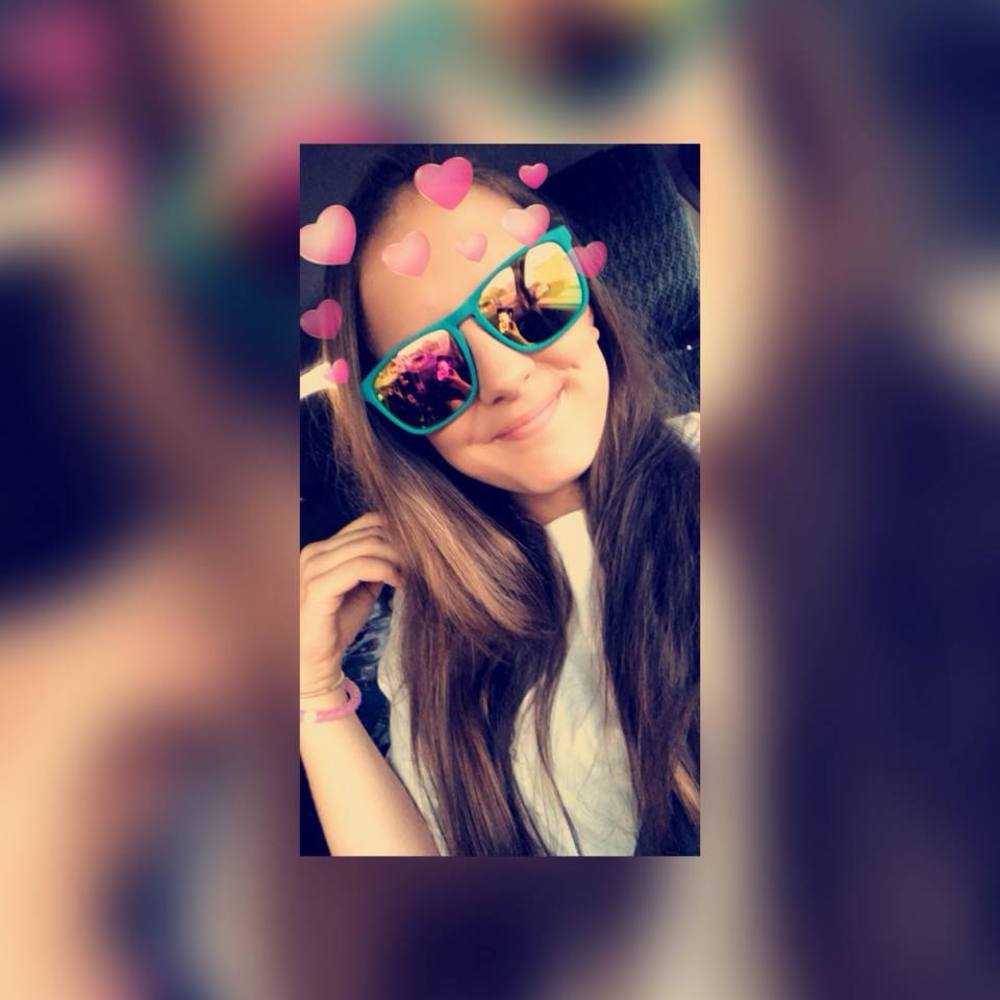 Meet your Posher, Jade