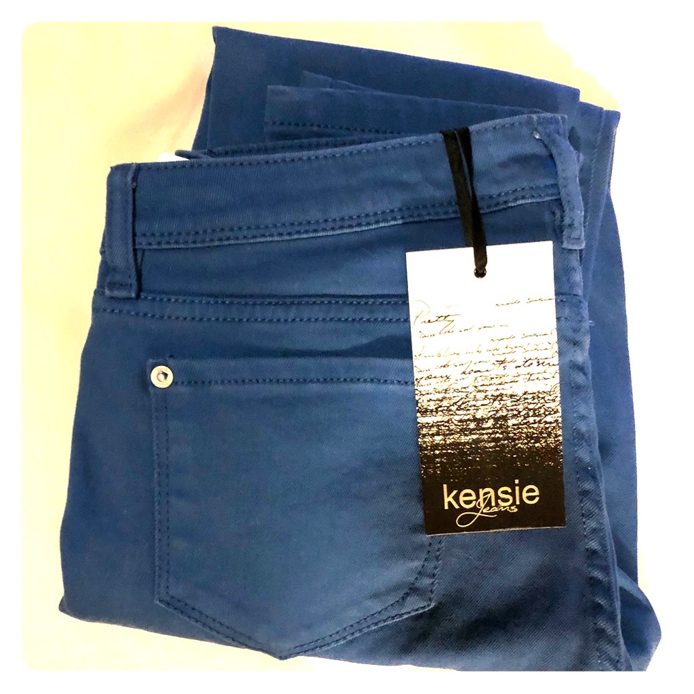 Kensie Skinny Jeans NWT!!