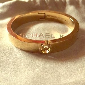 Michael Kors gold bangel