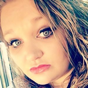 Meet your Posher, Lacy