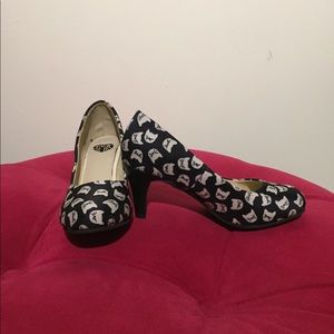 T.U.K. Cat face heels