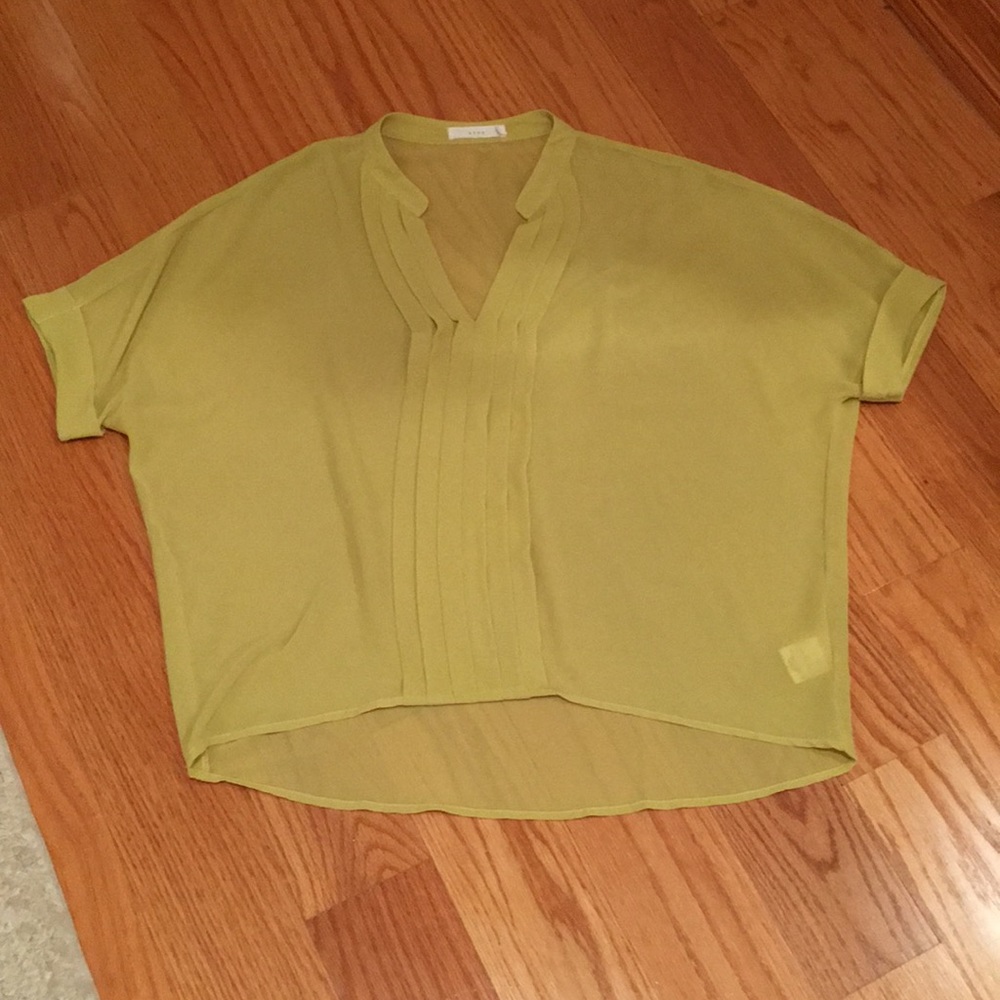 Chartreuse blouse