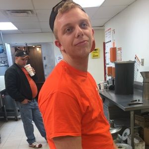 Meet your Posher, Cory