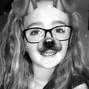 Meet your Posher, Lily