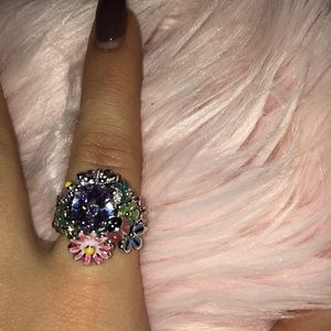 Silver ring with beautiful accents