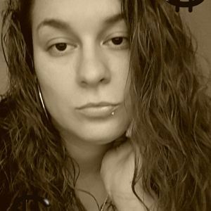 Meet your Posher, Tina