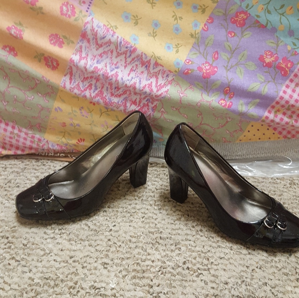 Black heels